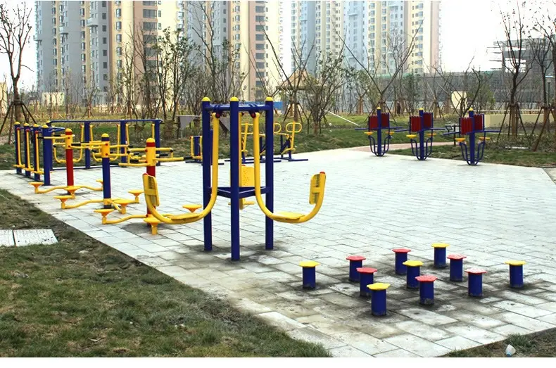小区健身器材